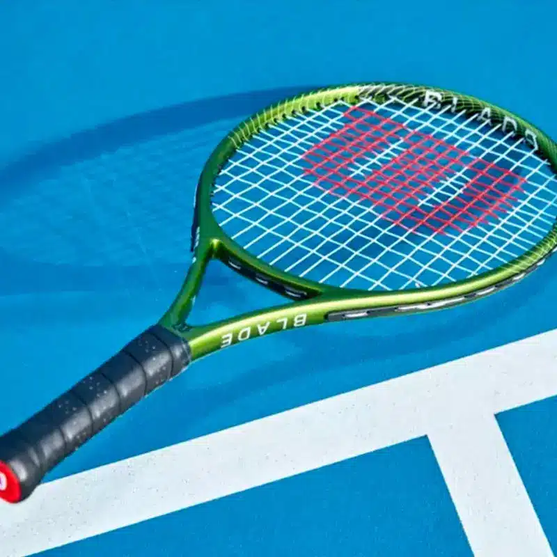 RAQUETA PARA TENIS WILSON BLADE FEEL COMP JR - 26" - Imagen 4